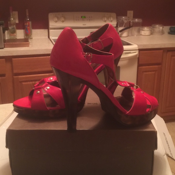 Red patent leather shoes never worn great shape
