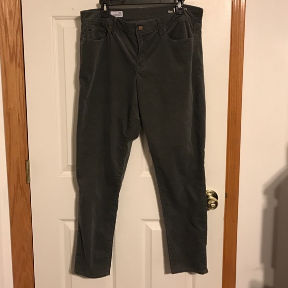 GAP size 33r gray corduroy skinny legging jean