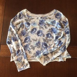 Forever 21 size L  lightweight crop sweater.