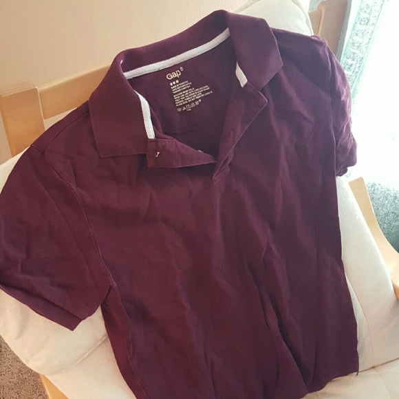 GAP Maroon Pique Polo Small