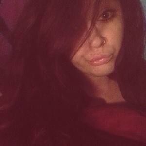 Meet your Posher, Briona