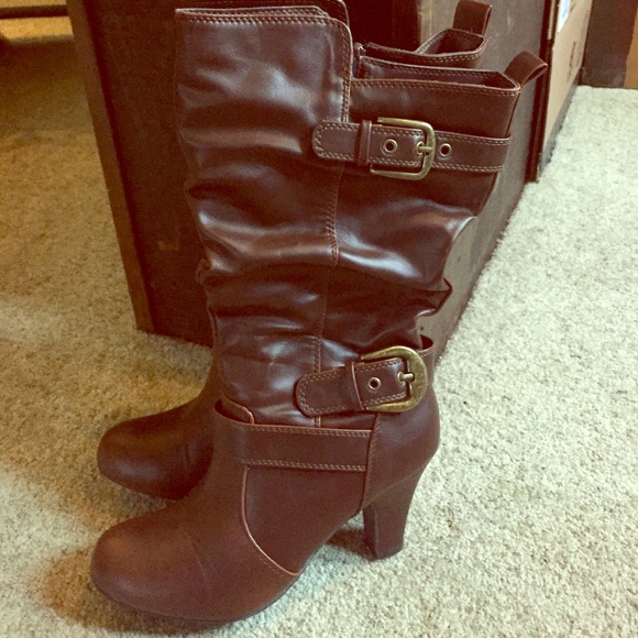 buckle boots - Picture 1 of 1