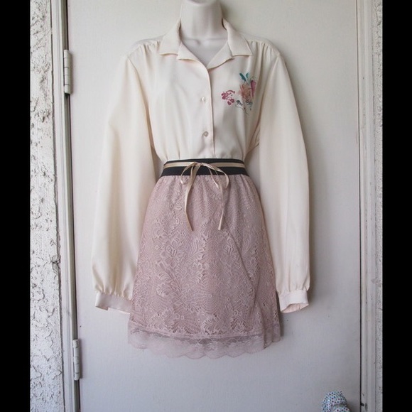 Divine Pink Lace Skirt W/Belt - Waistband & Lined
