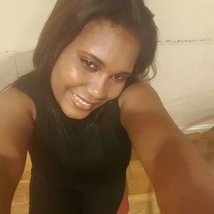 Meet your Posher, Ana