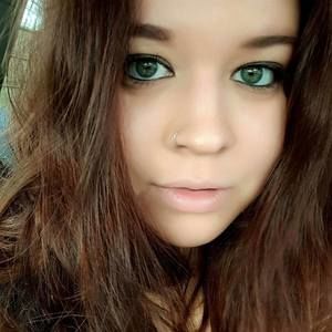 Meet your Posher, Connie