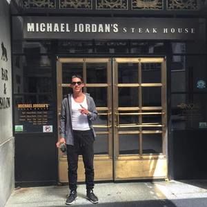 Meet your Posher, Justin