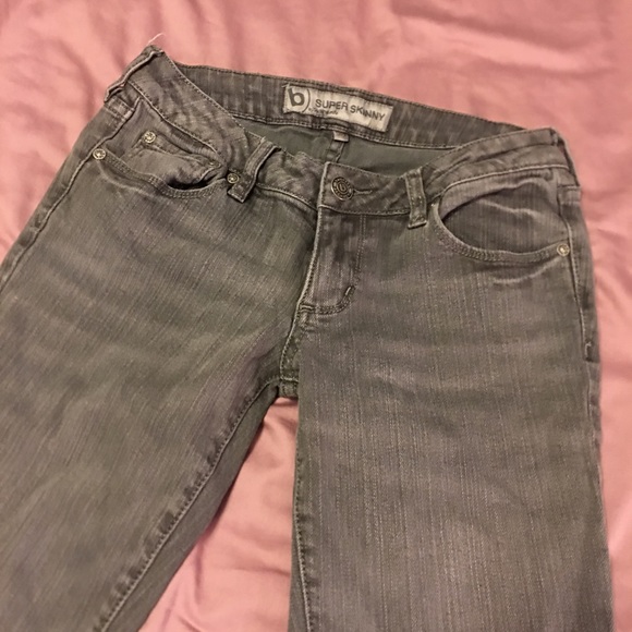 Gray Bullhead Super Skinny Jeans. Size 5R