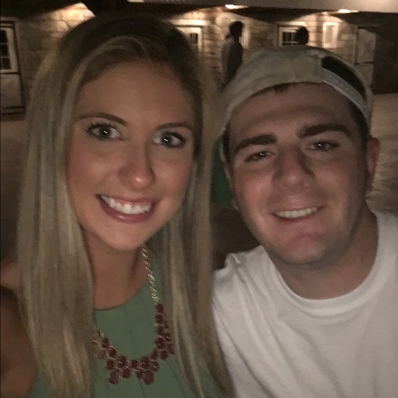 Meet your Posher, Liz - Picture 1 of 1