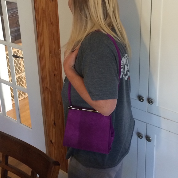 ☃ CLOSET CLEAR OUT☃ Escada purple suede purse - Picture 4 of 4