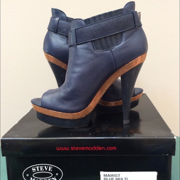 Steve Madden Peep Toe Bootie