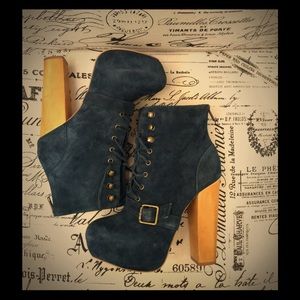 Steve Madden Navy Blue Bootie