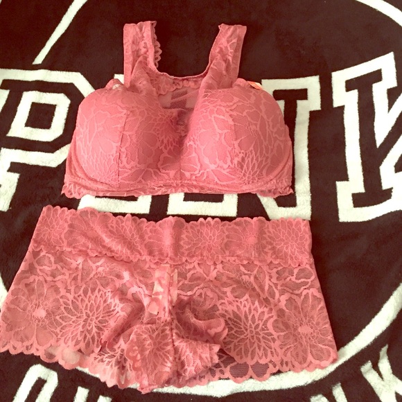 VS PINK bra and panty set