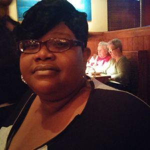 Meet your Posher, Regina