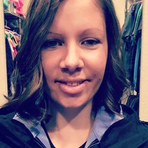 Meet your Posher, Crystal