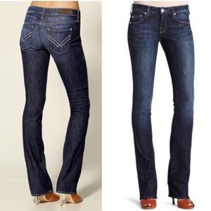 Rarely worn William Rast Baby Bootcut Jeans, Sz 28