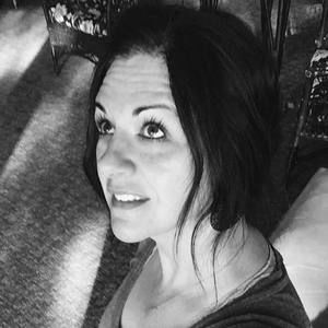 Meet your Posher, Leah