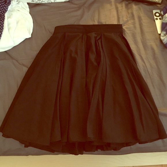 American Apparel Black flowy skirt