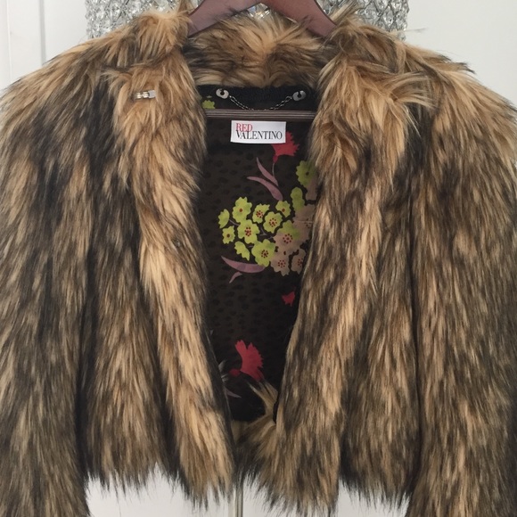 Stunning Valentino Faux Fur Jacket Size 36 NWT - Picture 2 of 4