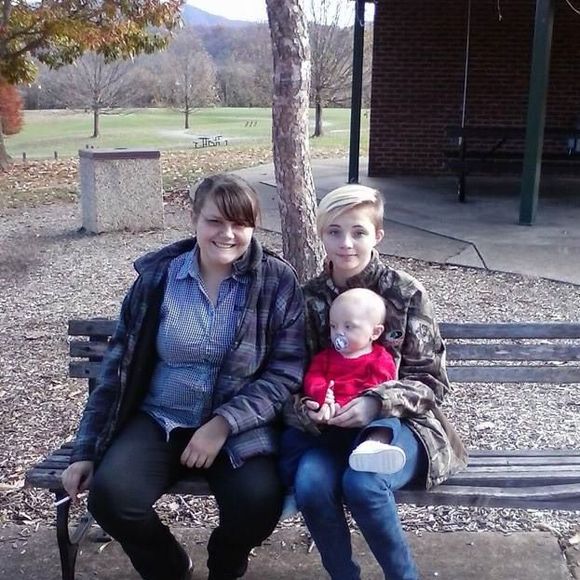 Meet your Posher, Shellie - Picture 1 of 1