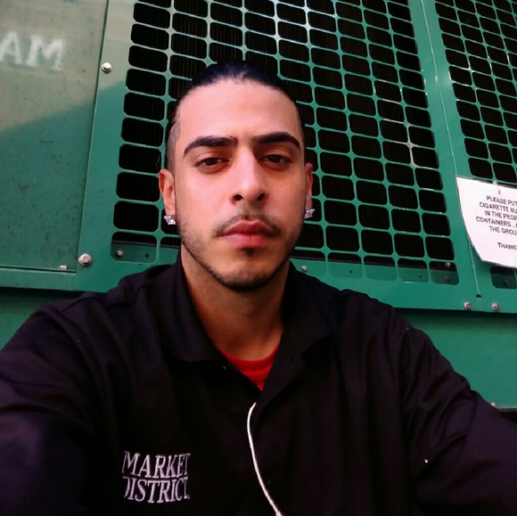 Meet your Posher, Julio - Picture 1 of 1