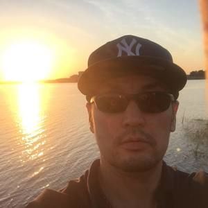 Meet your Posher, Satoshi