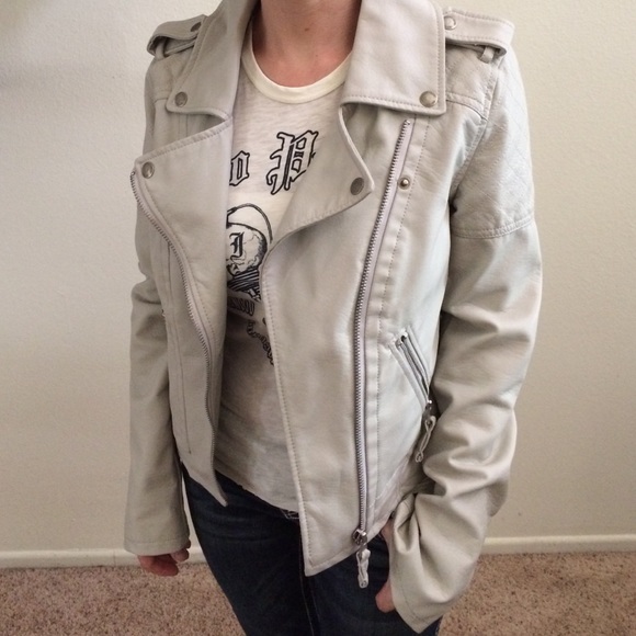 American Eagle Outfitters vegan leather jacket XS - Picture 4 of 4