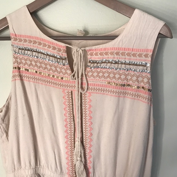 Dress - Picture 2 of 4