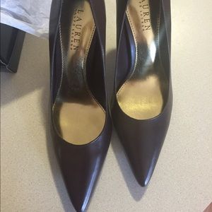 NIB Ralph Lauren Sarina Dark Brown Kidskin Heels