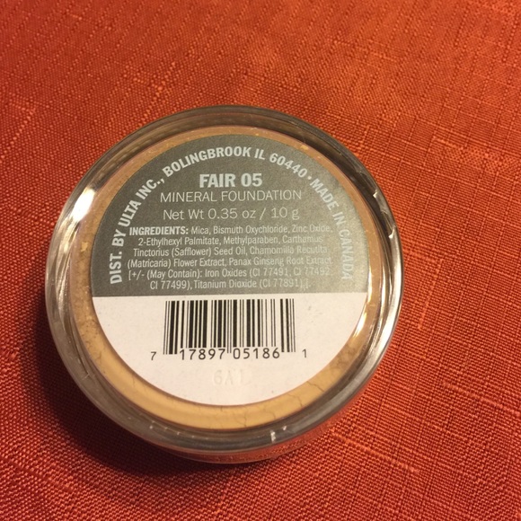Ulta mineral powder foundation - Picture 2 of 4