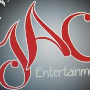 Meet your Posher, Dee