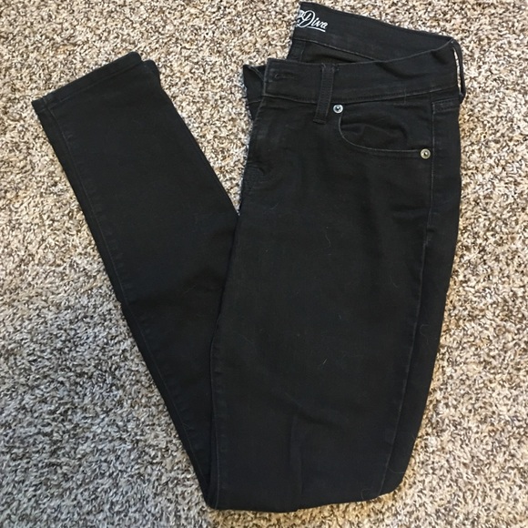 Black Old Navy Diva jeans!
