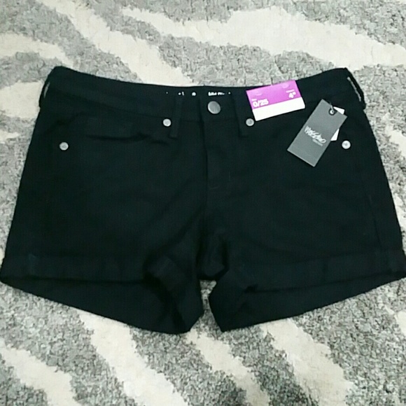 LAST PAIR Mossimo mid-rise shorts NWT - Picture 2 of 3