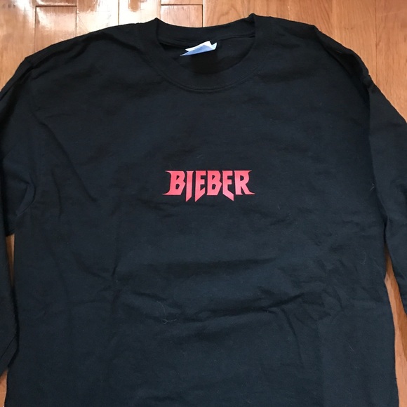 Gildan Tops - Justin Bieber Shirt Size M