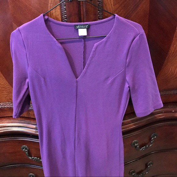 Venus Dress - Fitted - Picture 3 of 3