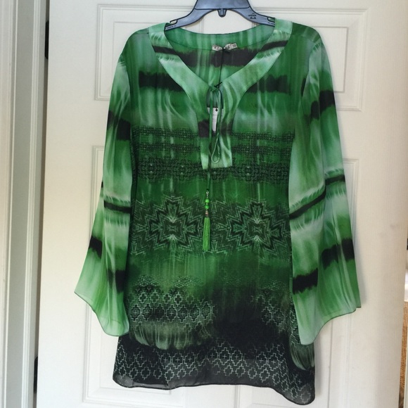 New with tags Size XL green tunic/ cover up