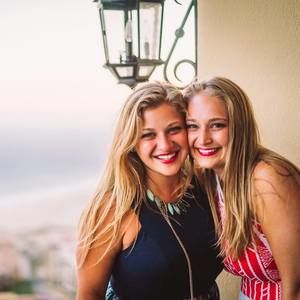 Meet your Posher, Danyelle