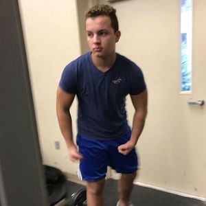 Meet your Posher, Camilo