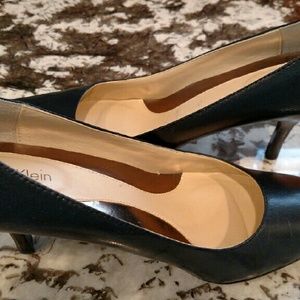 Calvin Klein Pumps