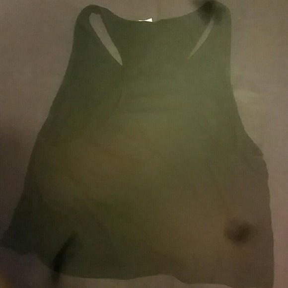 Crop top - Picture 2 of 4