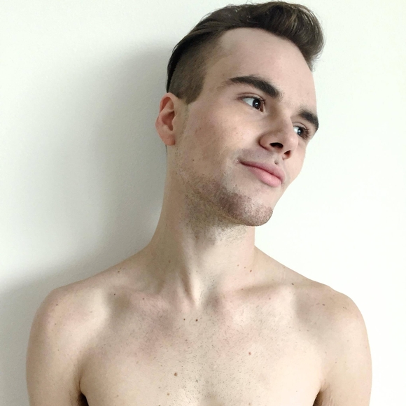 Meet your Posher, Joey - Picture 1 of 1