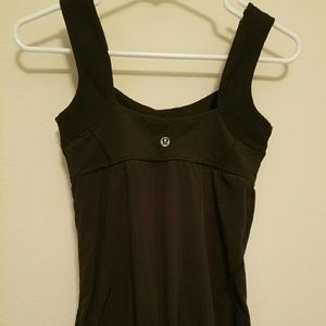 Black Lululemon tank top