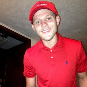 Meet your Posher, Dakota