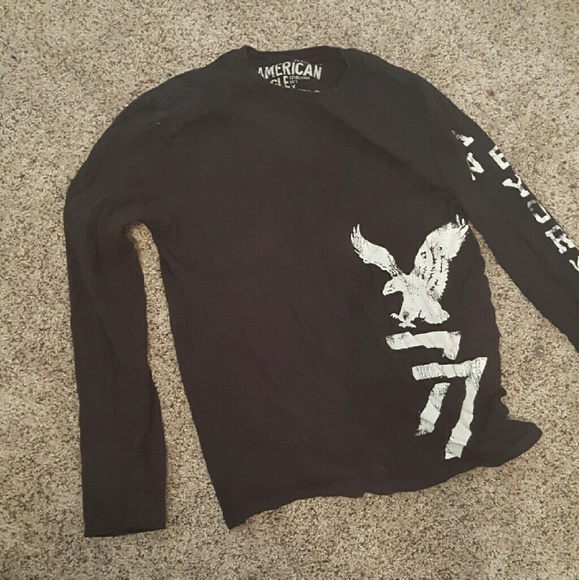 American Eagle shirt