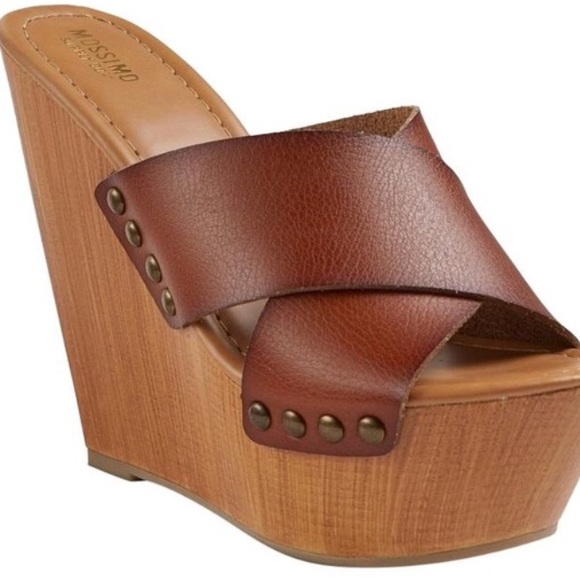 Cognac Mossimo Wedge Sandals