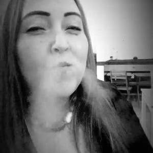 Meet your Posher, Alia