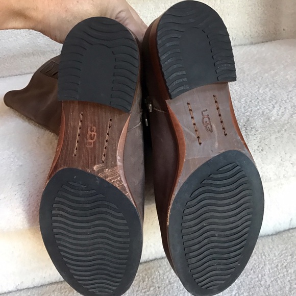 UGG boots - Picture 3 of 4