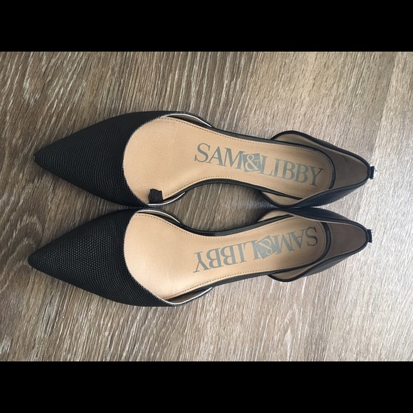 Sam & Libby black flats (Size 9)