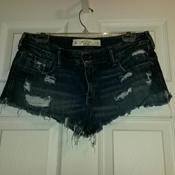 SOLDAbercrombie & Fitch Distressed Jean Shorts, 30