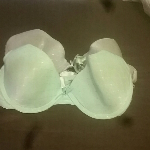 2bundle bras - Picture 1 of 1