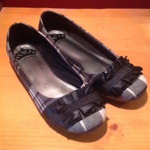 Black grey white plaid with ruffle on top